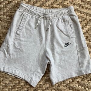 Nike men’s shoes M. Like new